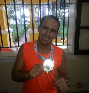 Dennis Scatolin, professor FTC e atleta campeão da 1ª Etapa UNAMI de Natação.